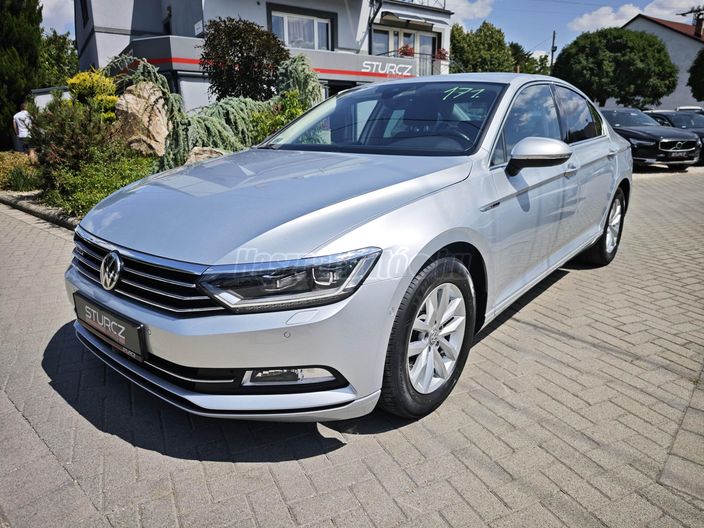 VOLKSWAGEN PASSAT VIII 2.0 TDI BMT SCR Highline 4Motion DSG