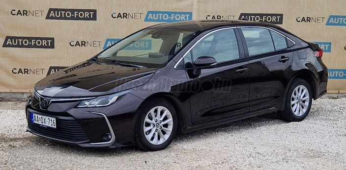 TOYOTA COROLLA Sedan 1.6 Comfort Tech CVT