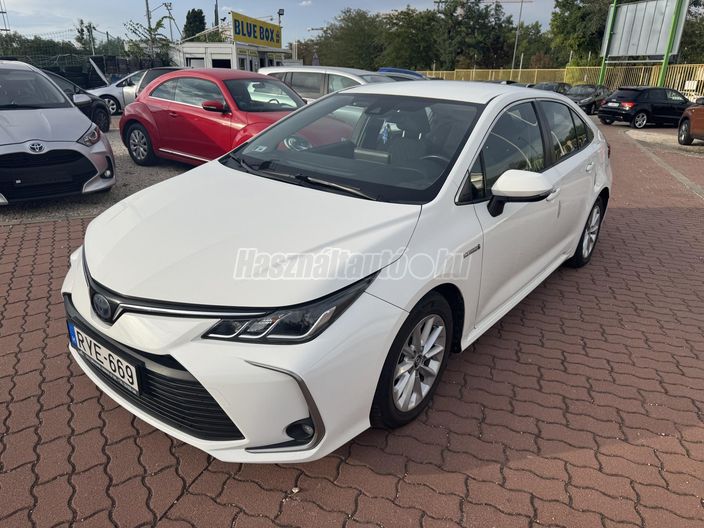 TOYOTA COROLLA Sedan 1.8 Hybrid Comfort e-CVT