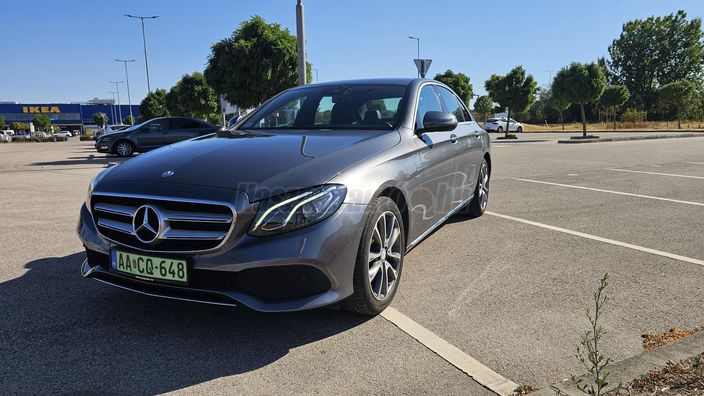 MERCEDES-BENZ E 350 e 9G-TRONIC