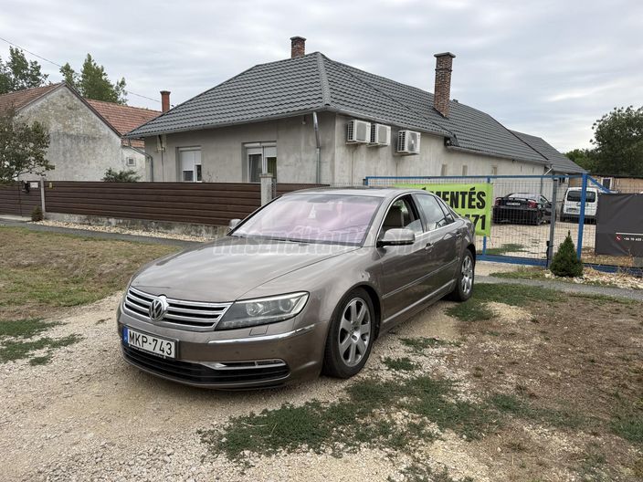 VOLKSWAGEN PHAETON 3.0 V6 TDI 4Motion (Automata) [5 személy]