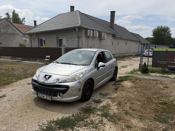PEUGEOT 207 1.4 16V Premium
