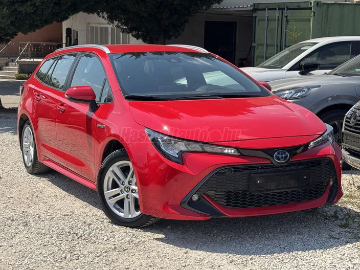 TOYOTA COROLLA Touring Sports 1.8 Hybrid Active e-CVT