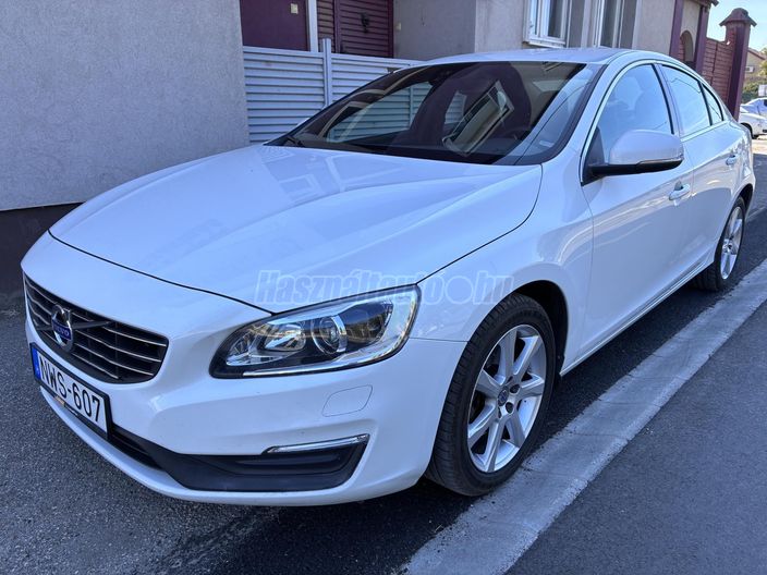 VOLVO S60 2.0 [T4] Summum