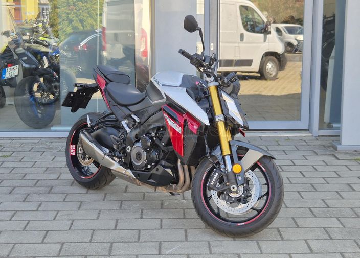 SUZUKI GSX-S 1000