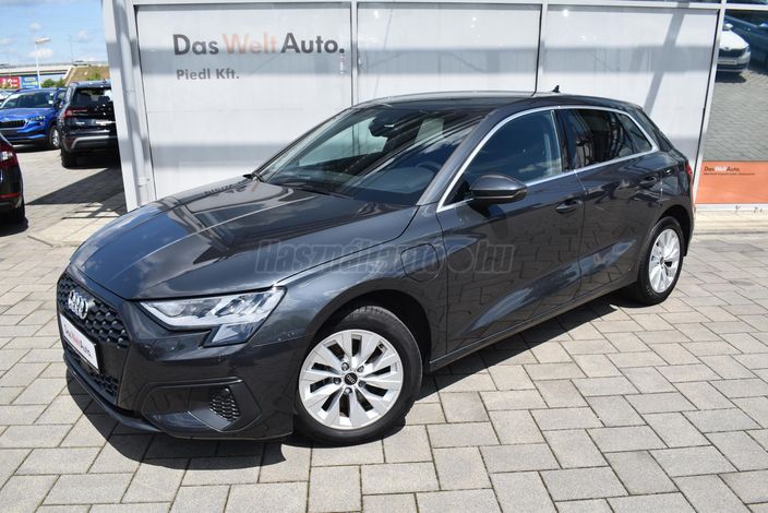 AUDI A3 Sportback 40 TFSI e Advanced S-tronic