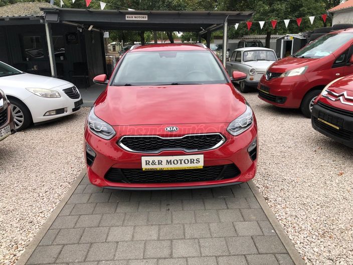 KIA CEE'D Ceed SW 1.5 T-GDI Gold