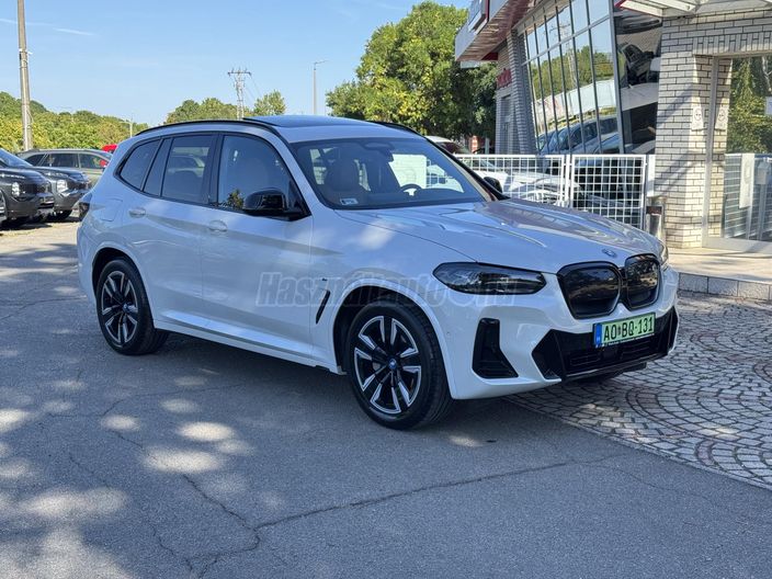BMW IX3 73,9kWh