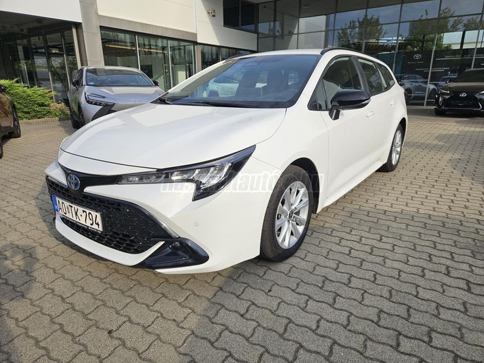 TOYOTA COROLLA Touring Sports 1.8 Hybrid Comfort Tech e-CVT
