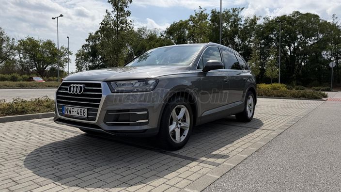 AUDI Q7 3.0 V6 TDI quattro Tiptronic ic [7 személy]