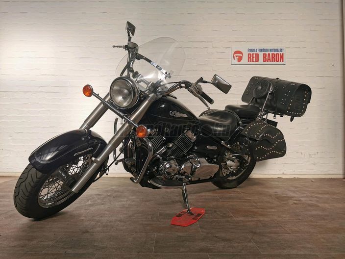 YAMAHA XVS 650 DRAG STAR CLASSIC