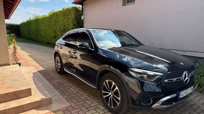MERCEDES-BENZ GLC 220 d 4Matic 9G-TRONIC Mild hybrid drive