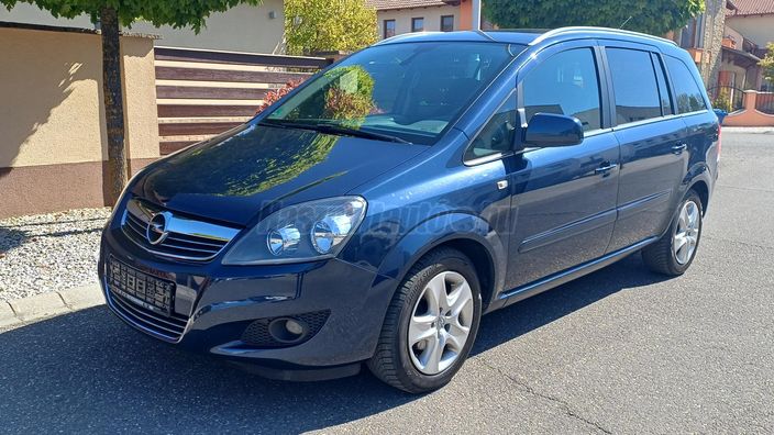 OPEL ZAFIRA 1.8 Cosmo