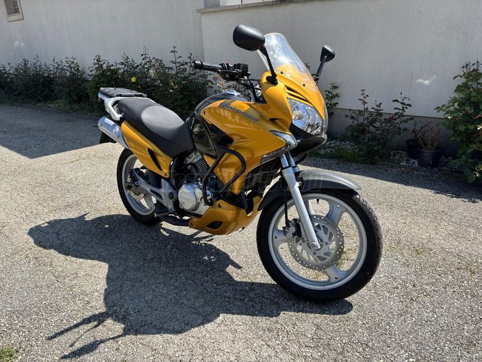 HONDA XL 125 V (VARADERO)