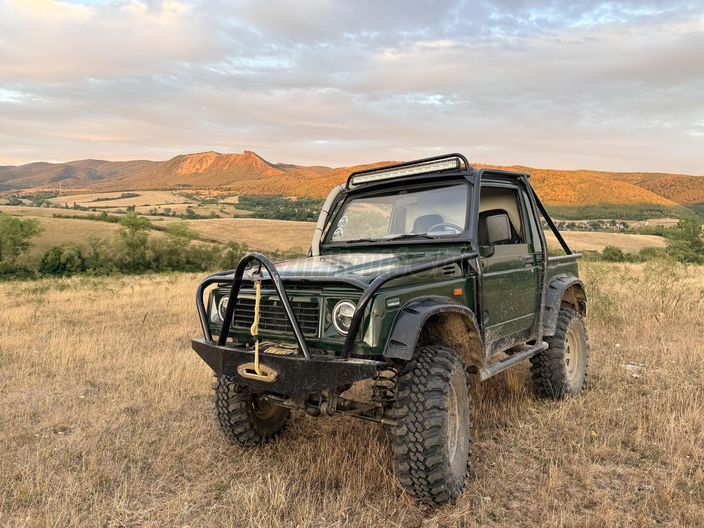 SUZUKI SJ SAMURAI
