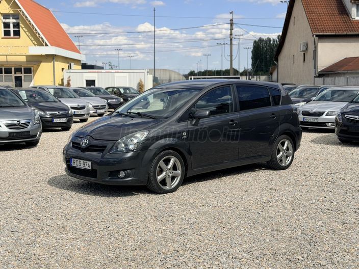 TOYOTA COROLLA VERSO 2.2 D-CAT Linea Sol