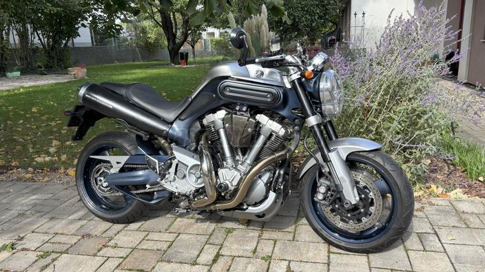 YAMAHA MT-01