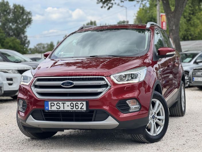 FORD KUGA 1.5 EcoBoost Titanium