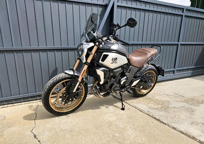 CFMOTO 700 CL-X