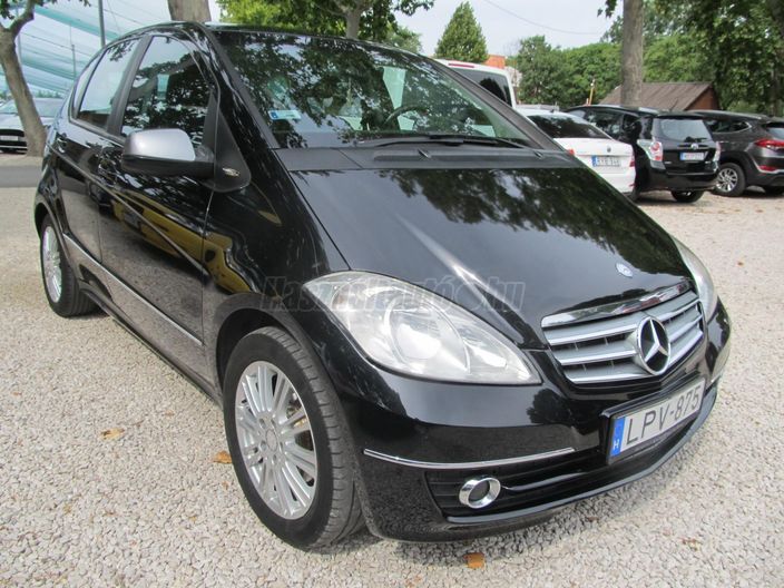 MERCEDES-BENZ A 180 CDI Elegance Autotronic
