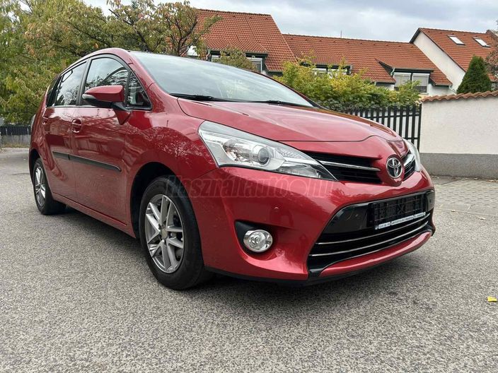 TOYOTA VERSO 1.8 Limited CVT