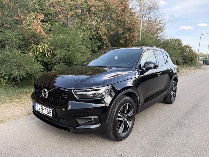 VOLVO XC40 2.0 [B4] MHEV R-Design Geartronic