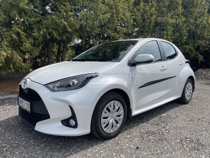 TOYOTA YARIS 1.5 VVT-i Comfort