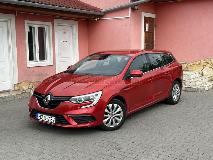 RENAULT MEGANE Grandtour 1.6 SCe Life