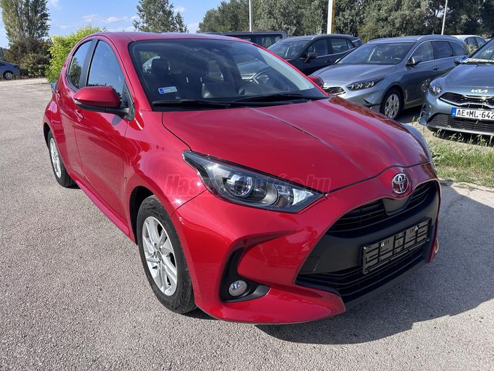 Toyota Yaris 1.5 125LE Automata :: Érzéki Vörös Metál