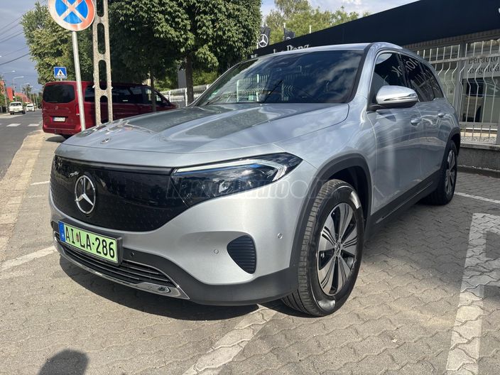 MERCEDES-BENZ EQB 250+
