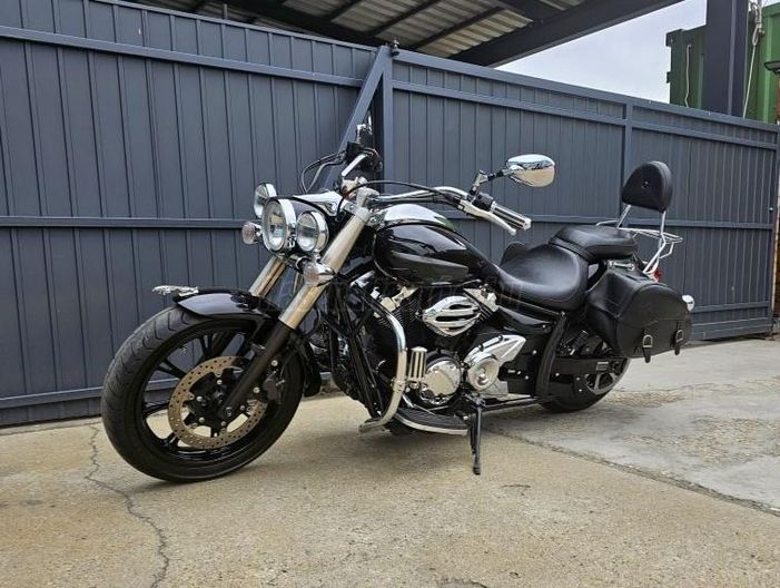 YAMAHA XVS 950 A MIDNIGHT STAR