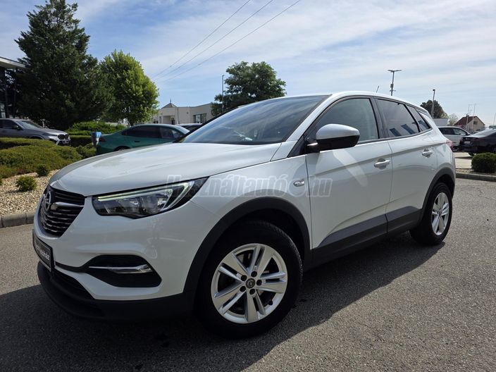 OPEL GRANDLAND X 1.2 T Selection