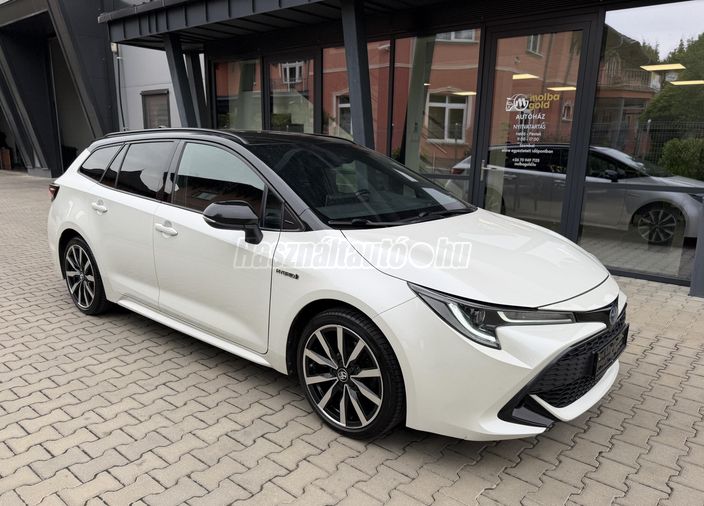TOYOTA COROLLA Touring Sports 2.0 Hybrid Executive e-CVT
