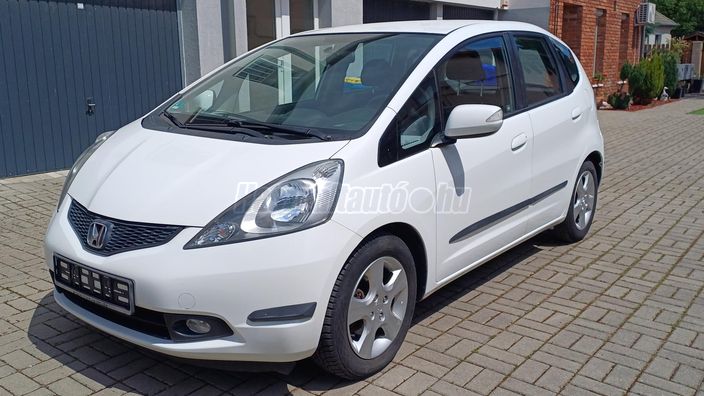 HONDA JAZZ 1.4 Elegance