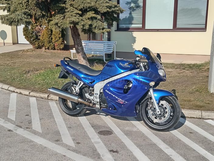 TRIUMPH SPRINT ST