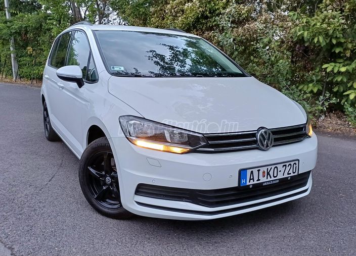 VOLKSWAGEN TOURAN 1.6 TDI BMT SCR Comfortline