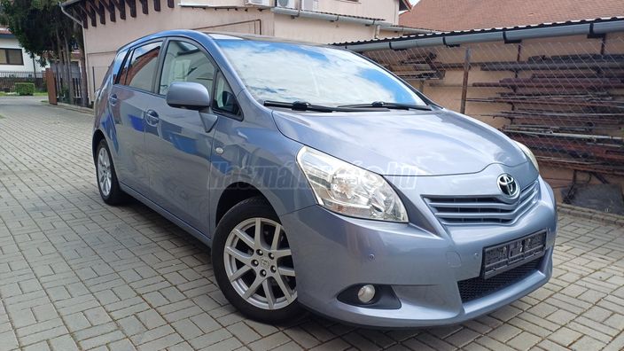 TOYOTA VERSO 1.6 Sol Navi