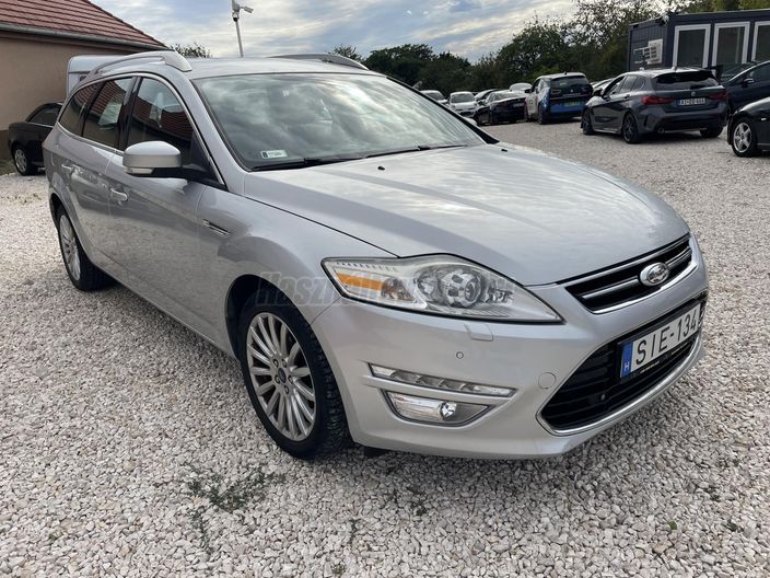 FORD MONDEO 2.0 EcoBoost Ghia Powershift
