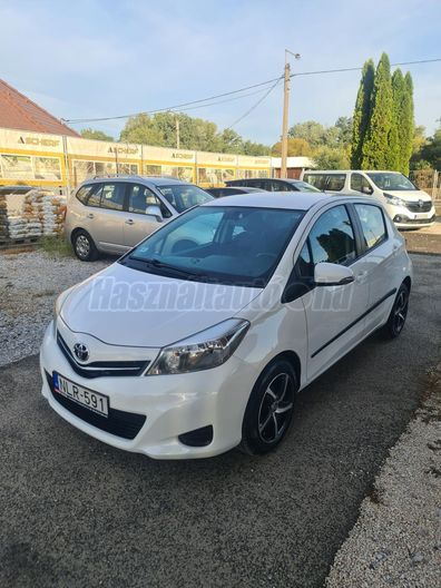 TOYOTA YARIS 1.33 Fashion