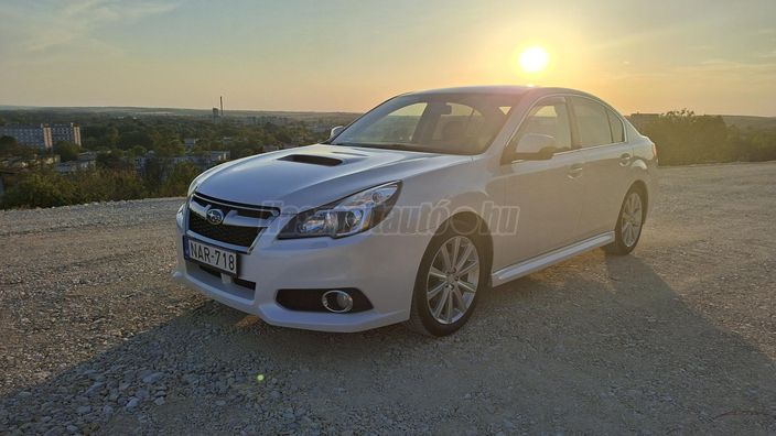 SUBARU LEGACY 2.0 D Sport Navi