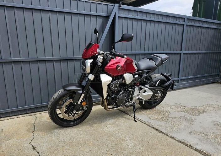 HONDA CB 1000 R