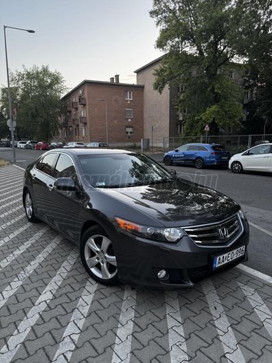 HONDA ACCORD 2.2 i-DTEC Elegance