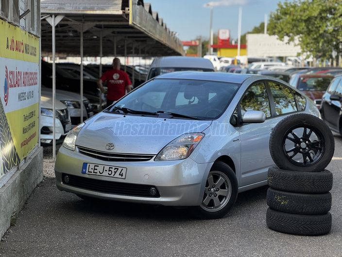TOYOTA PRIUS 1.5 HSD JBL NAVI 2006 (Automata)