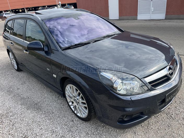 OPEL VECTRA C Caravan 2.2 Sport