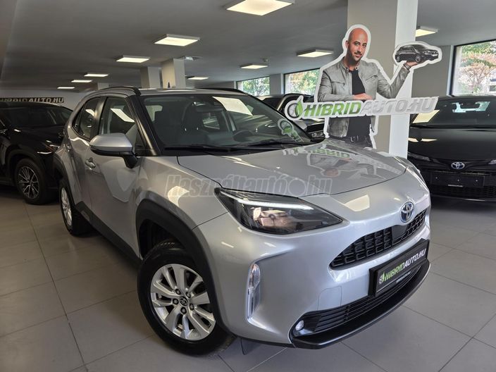 TOYOTA YARIS CROSS 1.5 Hybrid Active e-CVT