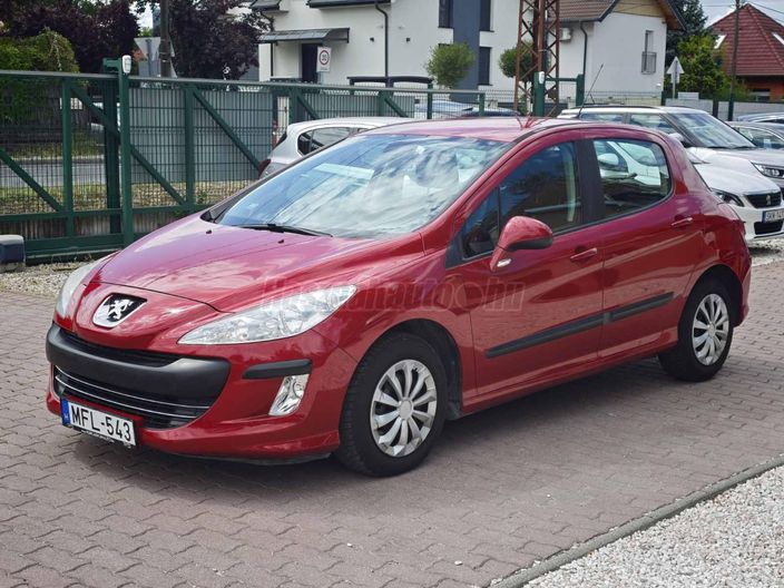 PEUGEOT 308 1.6 HDi Confort Pack