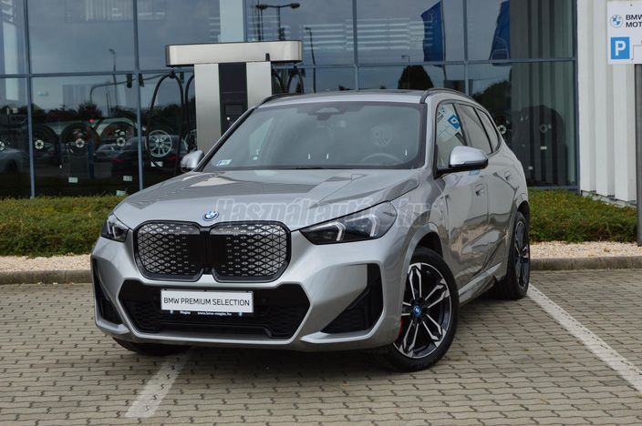 BMW IX1 xDrive30 64,8kWh