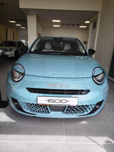 FIAT 600 1.2 MHEV LaPrima eDCT