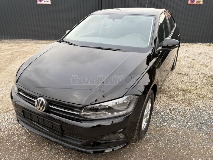 VOLKSWAGEN POLO VI 1.0 MPI Trendline
