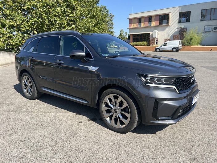 KIA SORENTO 2.2 CRDI Kryptonite 4WD DCT [7személy]